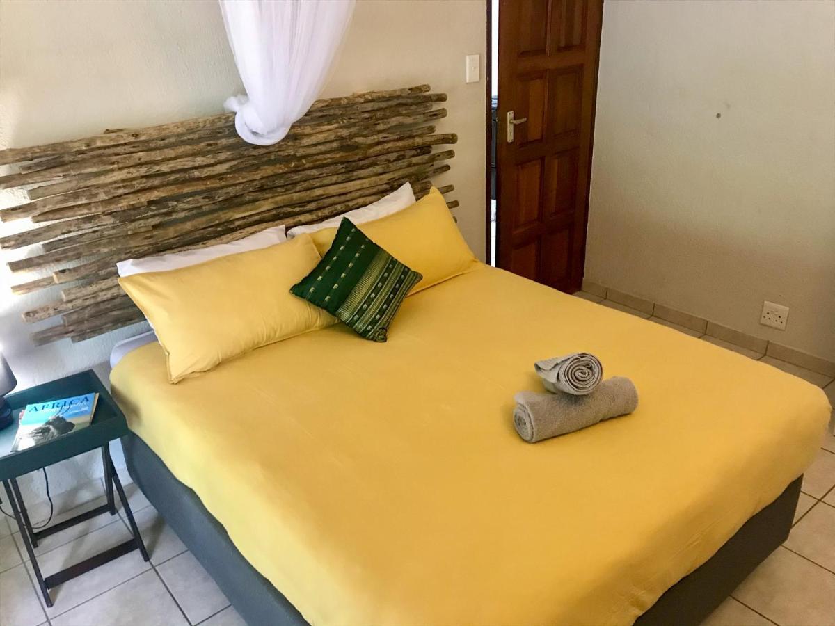 Hello Kruger Hideaway Cottage & Skilpad Studio Marloth Park Buitenkant foto